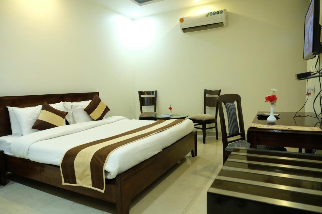 Black Mango Resort Kala Amb Buitenkant foto
