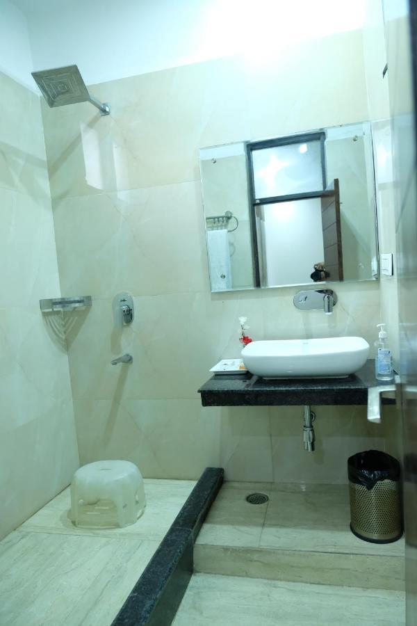Black Mango Resort Kala Amb Buitenkant foto